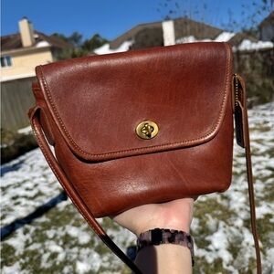 Vintage Coach Quincy